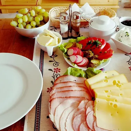 Na Tatrzanskiej Δωμάτια σε οικογενειακή κατοικία Poronin